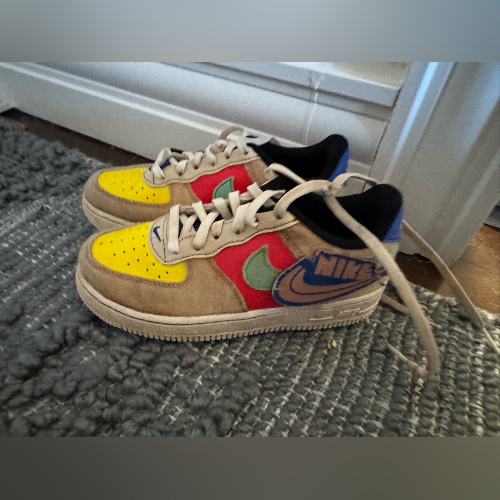 air force 1 low red, blue, yellow With stick on pieces - Picture 1 of 9